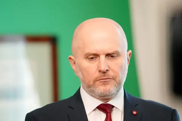 «Хотят силой запретить. Если я захочу – я буду пить»: спор вокруг запретов на алкоголь не утихает