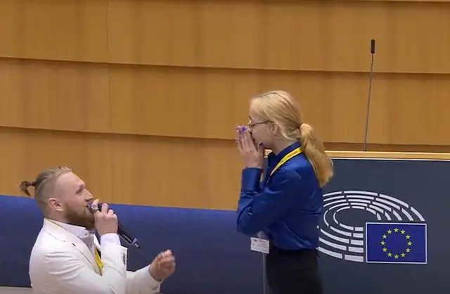 Молодой эстонец использовал Европарламент для предложения своей девушке