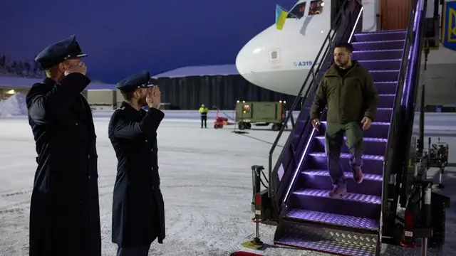 Зеленский прилетел в Осло на саммит северных стран и Украины