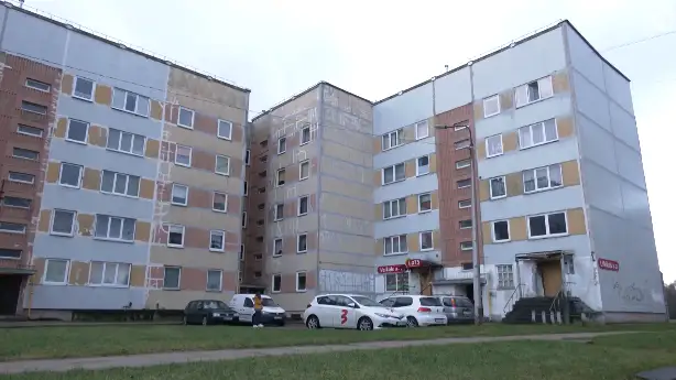 «Малыш был в унитазе…»: ужасы в одной из квартир в Лиепае