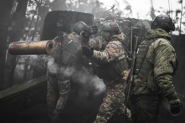 Российские войска окружают Угледар. Город имеет большое стратегическое значение