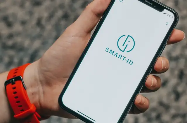 Берегите свой Smart-ID: у мошенников новый способ опустошить банковские счета