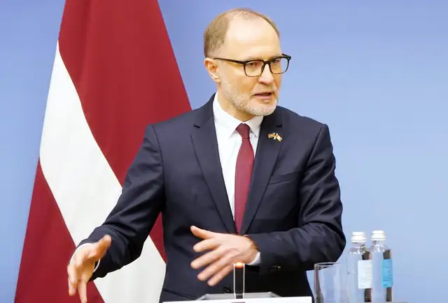 Aizsardzības ministrs: «Shahed» drona incidentā konkrētā rīcība novērtēta kā drošākais reaģēšanas veids