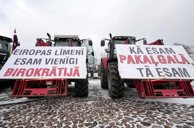 Едешь на протест — купи OCTA: полиция составила 25 протоколов на фермеров. Те грозят приехать в Ригу
