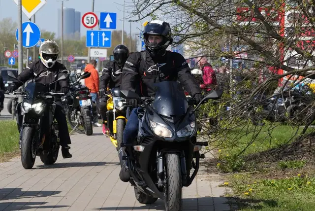 Rīgā ar parādi atklās motosezonu