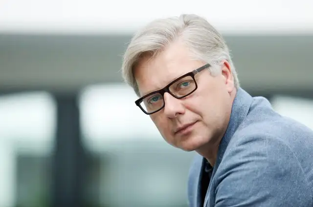 Ušakovs ievēlēts par EP Lūgumrakstu komitejas priekšsēdētāja vietnieku