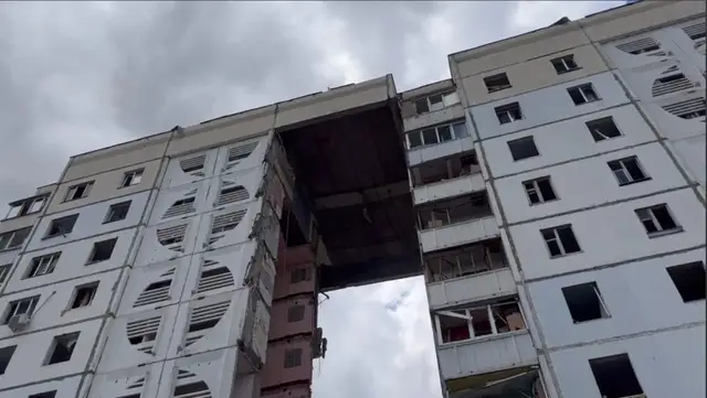 Белгородские власти: после попадания снаряда в жилой дом обрушился целый подъезд (ДОПОЛНЕНО)