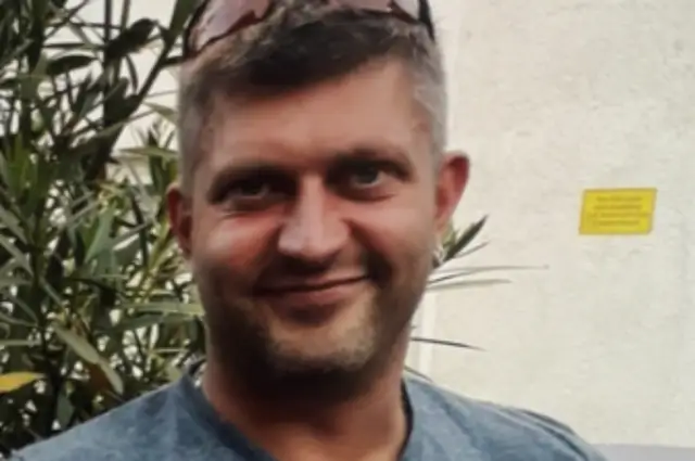 Сел в машину и уехал в неизвестном направлении. В Риге пропал мужчина