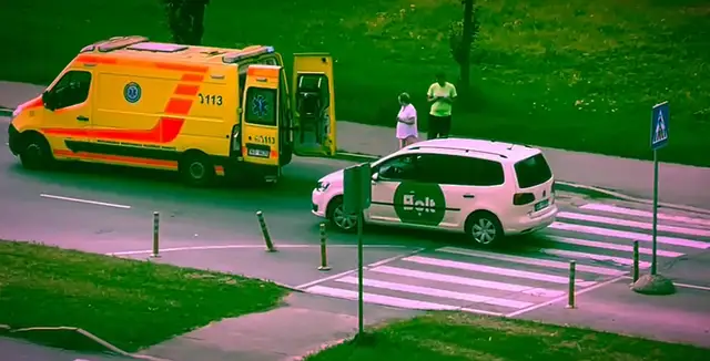 Это спальный район, об этом нужно помнить! В Иманте на пешеходном переходе ДТП «паровозиком»