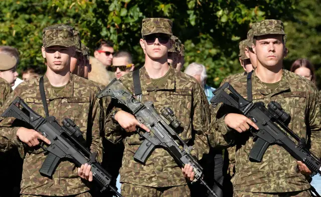 Pāris gadu laikā plāno robežsargu pāreju uz NBS formām