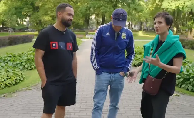 Čulpana Hamatova: Rīgā mūs izdzina no Nacionālā teātra, jo spēlējam krievu valodā (VIDEO)