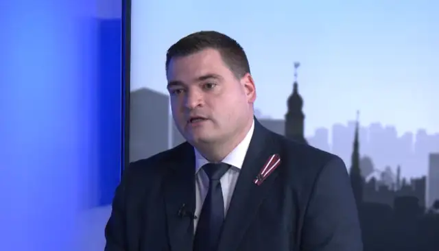 Ратниекс рассказал, как Рига помогает беженцам: а почему тогда пункт помощи на Рижском рынке чуть не закрылся?