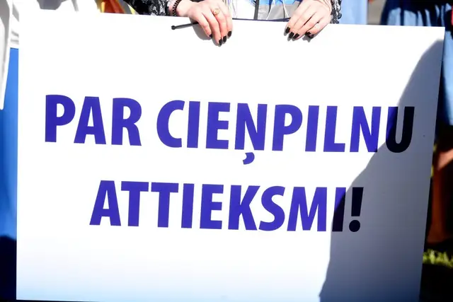 Arodbiedrība: Birokrātijas mazināšana nedrīkst beigties ar ierindas darbinieku atlaišanu