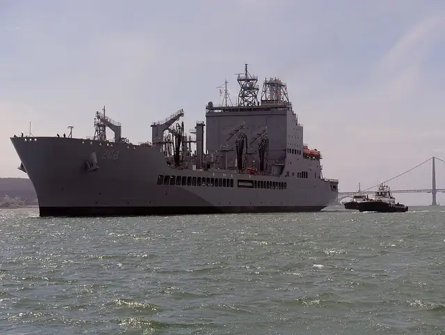 Полный назад: ВМС США переименуют корабль, названный в честь Харви Милка, гея и борца за права ЛГБТ