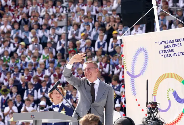 Pašvaldību vadītāji prasa skaidru mehānismu rīcībai gaisa apdraudējuma gadījumā masu pasākumu laikā