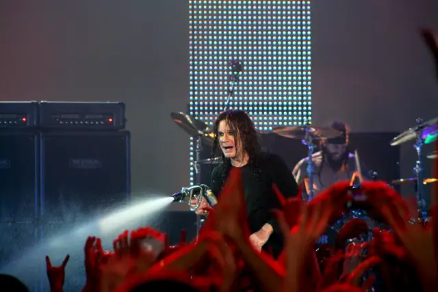 Умерла легенда: из жизни ушел лидер Black Sabbath Оззи Осборн