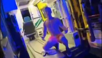Залез в машину скорой и снимал видео для TikTok: медики готовят обращение в полицию (ВИДЕО)