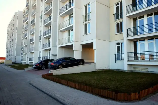 Рига в красной зоне: минимальной зарплаты не хватает даже на аренду
