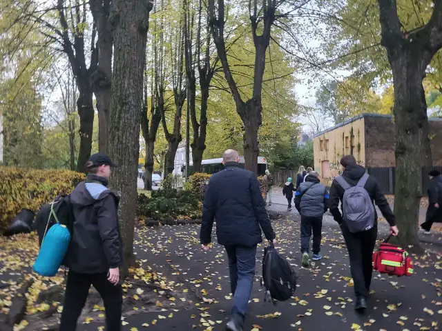«Пострадавших могут быть тысячи»: рассказываем об эвакуации из центра событий (ФОТО)