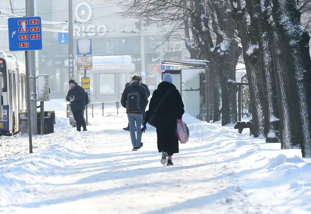 FDP: Latvijā vispārējās valdības parāds uz vienu iedzīvotāju ir 10 200 eiro