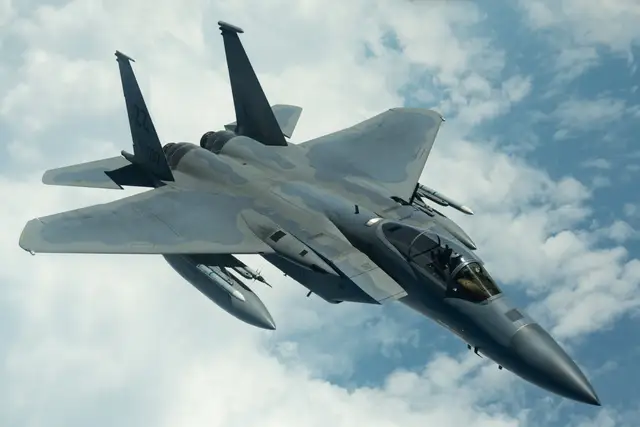 Сбитый в Иране F-15: как пилоты проходят школу выживания