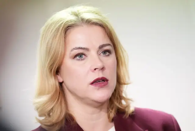 Siliņa: Jautājums par pensiju 2. līmeņa uzkrājumiem nebūtu jāskata pirms vēlēšanām