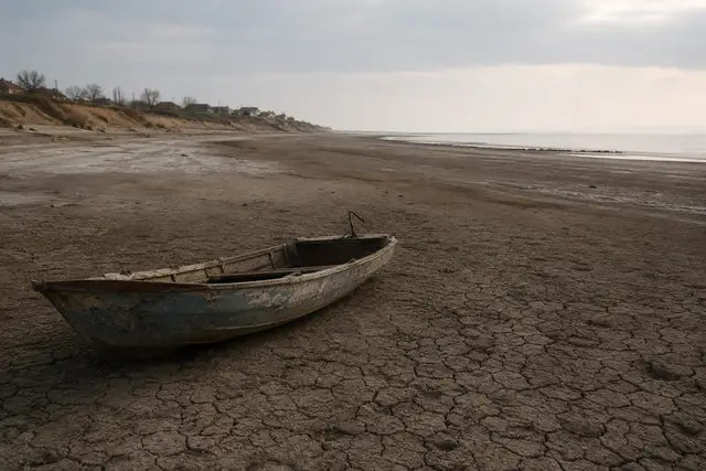 Каспийское море может отступить на высоту семиэтажки — учёные назвали пугающий сценарий