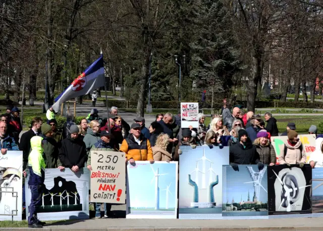 Vai deputāts Patmalnieks lobē vēja parku attīstītāju ar noslēptiem patiesā labuma guvējiem? Trauksmi ceļ biedrība “Piekraste rītdienai”