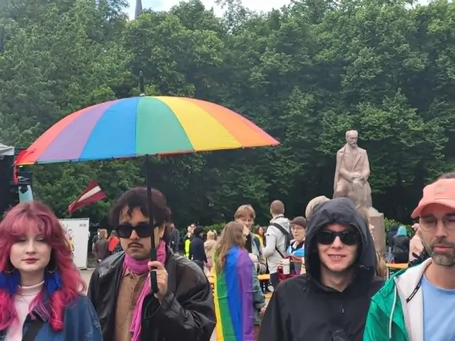 “Путь к свободе!” начинается на Эспланаде: в Риге прошел парад ЛГБТ-сообщества (ФОТО, ВИДЕО)