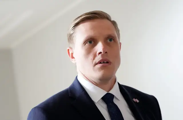 Kulbergs aizrāda Dombravam par nesaskaņotas vēstules sūtīšanu Spānijai