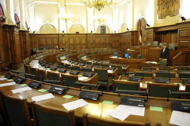 Parlamentārieši jūnijā kompensācijās kopumā saņēmuši 22 419 eiro