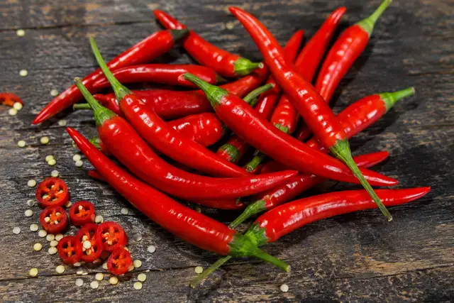 Любителям острого назвали продукт, который может оказаться опаснее, чем кажется