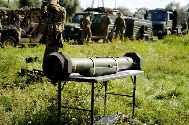 Militāro mācību laikā Rīgā būs redzami karavīri un militārā tehnika