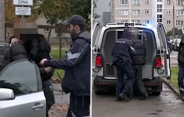 Парковался у подъезда — протаранил две машины: ДТП в Пурвциемсе