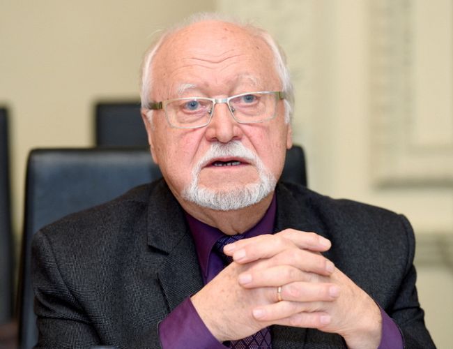 89 gadu vecumā miris kinorežisors un scenārists Streičs