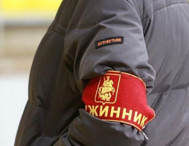 Добровольцы хотят патрулировать улицы и следить за приезжими в Риге; с полицией не согласовано
