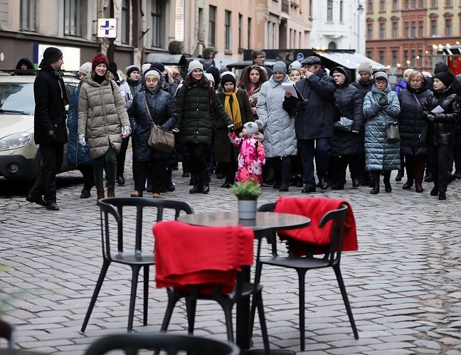 Где бы ещё запретить автомобили? Власти Риги интересуются мнением народа
