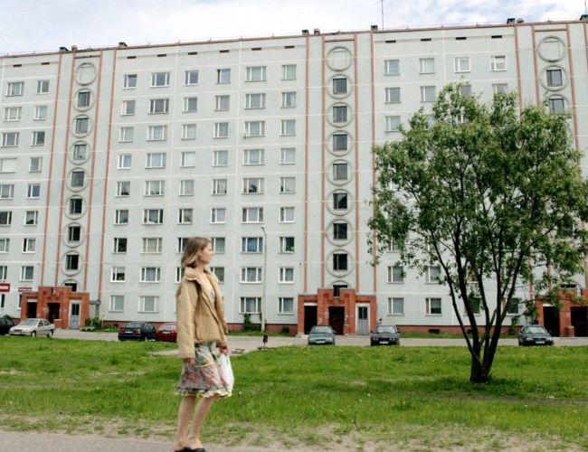 «Нахрена такое ставить?» Жители Зиепниеккалнса в шоке друг от друга (ФОТО)