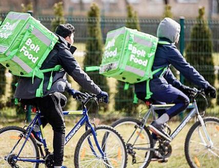 Три нарушения — вон из Латвии! Сейм ужесточил правила для иностранцев