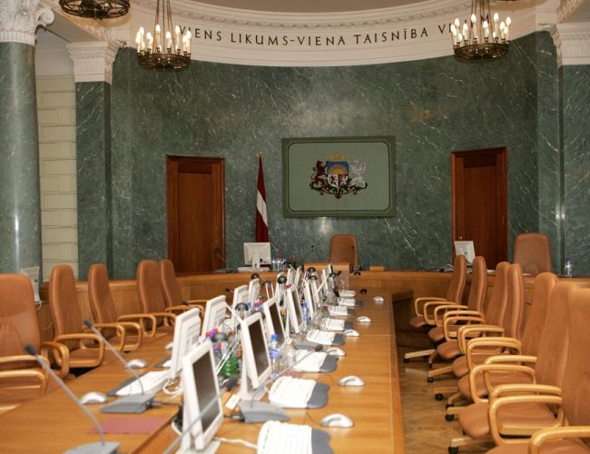 Латвии сулят тяжёлые годы: долги, оборона, «airBaltic», «Rail Baltica»