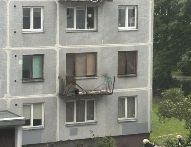 Когда рухнет следующий балкон в латвийской многоэтажке?