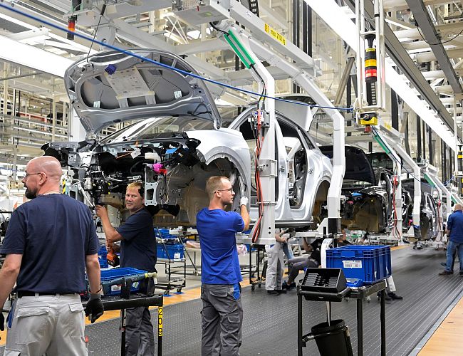 Крах немецкого автопрома? VW готовится уволить до 100 000 сотрудников