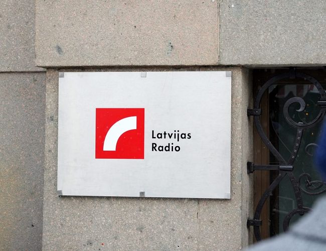 На Латвийское радио пожаловались, что оно говорит с русским ацентом; омбудсмен вступился