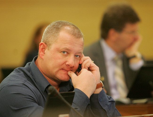 Суд поставил точку: Кузьмук сядет за поддержку армии России