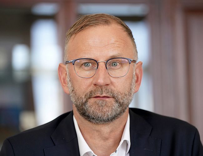 SM: Švinka konsekventi iestājas par iespējami lielāku caurspīdīgumu saistībā ar «Rail Baltica»