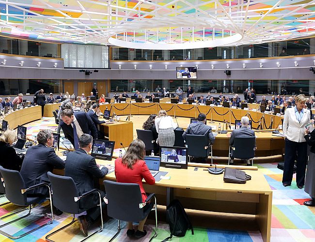 Braže: Arī iesaldētie Krievijas aktīvi jāizmanto taisnīga miera panākšanai Ukrainā