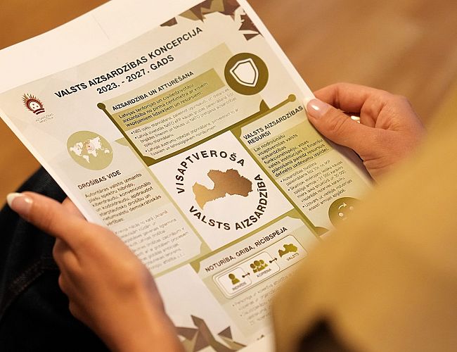 Одна цифра ценою в миллиард: Латвия повышает финансирование обороны, но за счет чего?