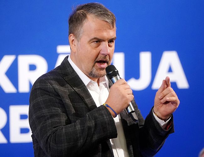 Ijabs: Krievija vairs nevar iztikt bez kara