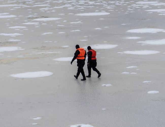 Rīgas domē vērtēs drošības riskus uz Daugavas