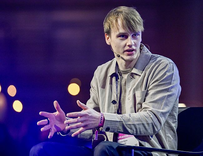 Два парня стали самыми молодыми миллиардерами Европы, научив любого желающего создавать сайты